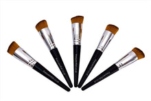 Load image into Gallery viewer, All purpose makeup brush